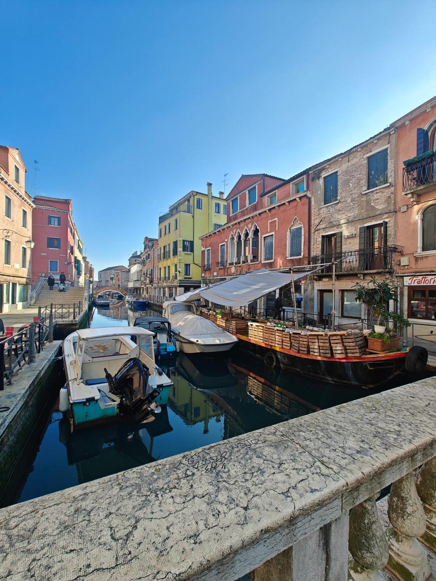 Castello Canal View Venecia Exterior foto