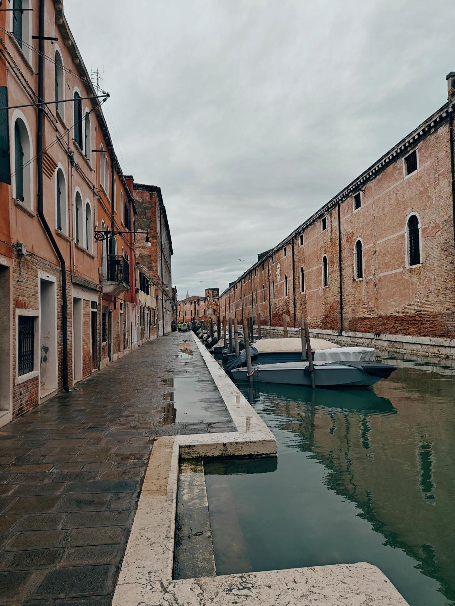 Castello Canal View Venecia Exterior foto